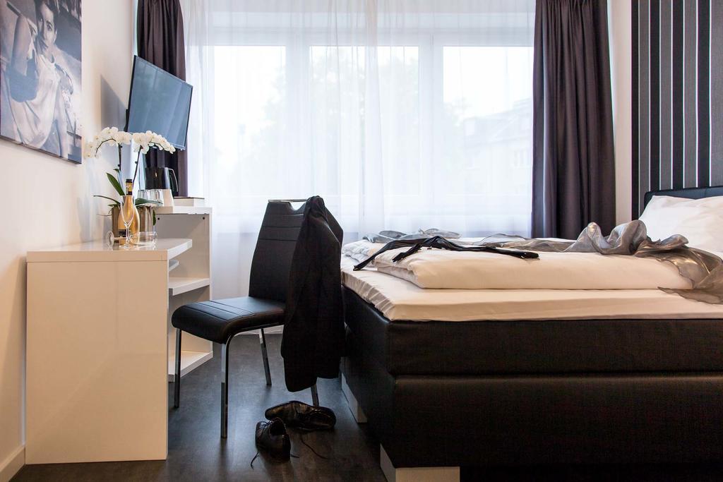 Hotel Stay Essen Esterno foto
