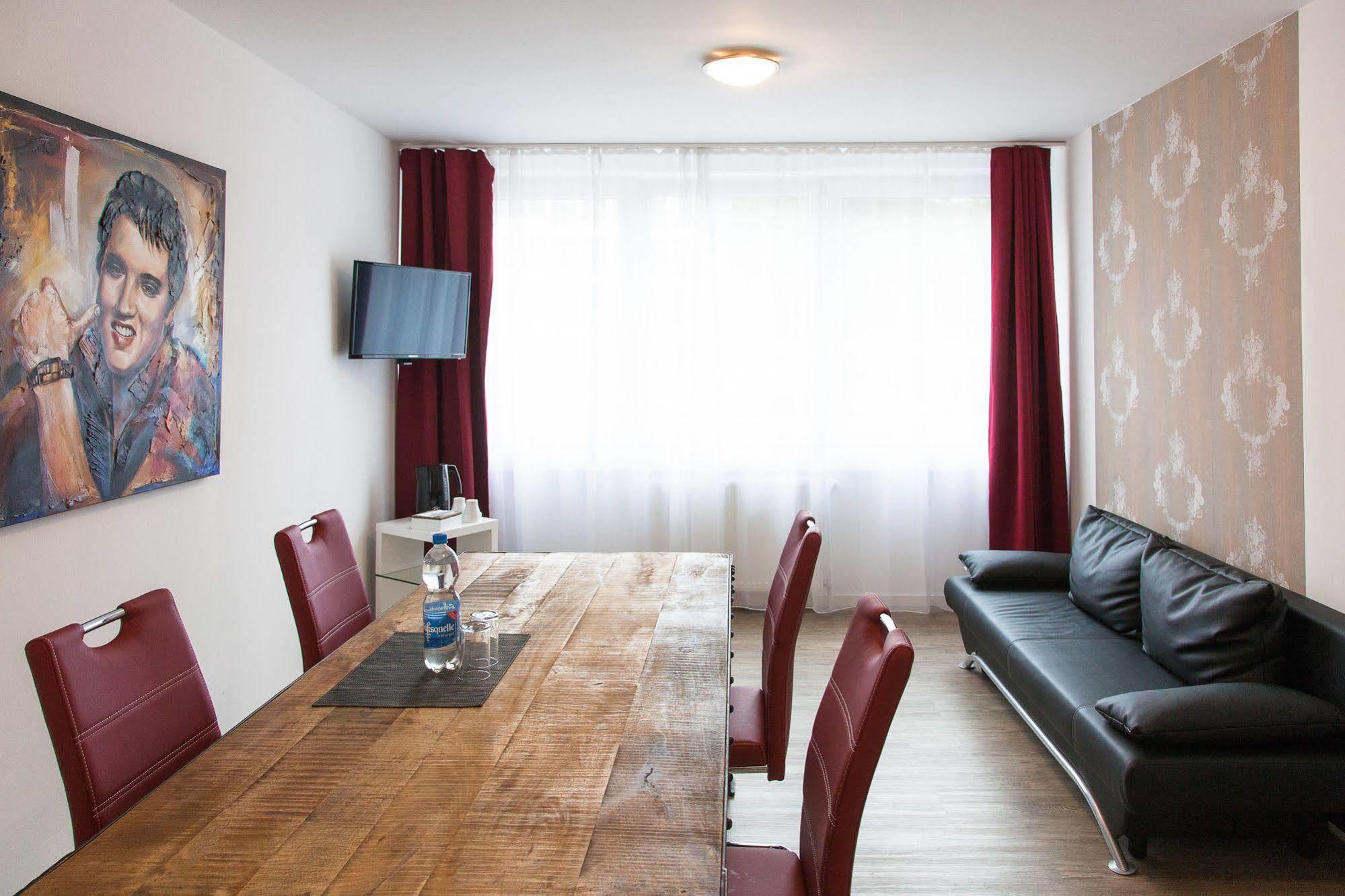 Hotel Stay Essen Esterno foto